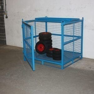 Heavy Duty Craining Cage - Craning cage with opening front & 1/2 fold security roof